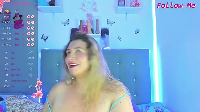 mailyn baker online show from 11/17/25, 10:37