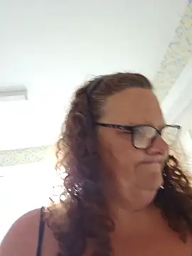 MissQueenBeex online show from 07/28/26, 09:15