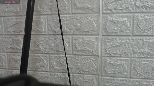 nei girl online show from 11/29/25, 11:24