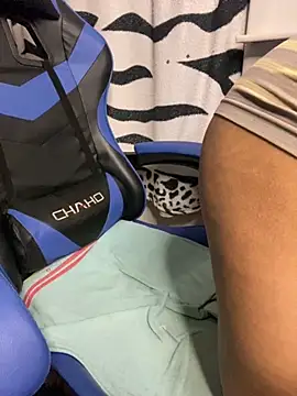 taimara 1 online show from 10/04/25, 11:47