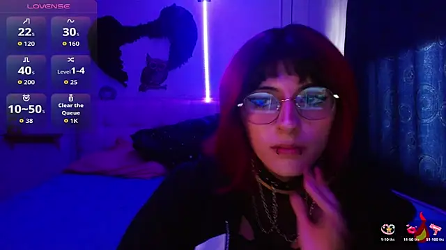 goth minerva online show from 09/26/25, 01:48