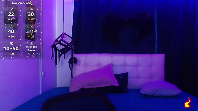 goth minerva online show from 11/05/25, 01:22