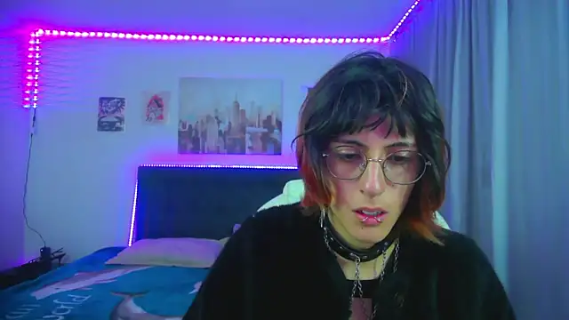 Snapshot of goth_minerva chatting on 05/21/26, 01:29 goth minerva online show from 05/21/26, 01:29