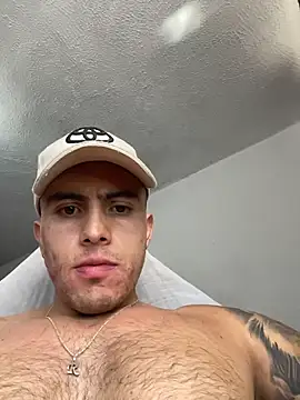 Snapshot of LucasJewely chatting on 02/03/26, 05:07 LucasJewely online show from 02/03/26, 05:07