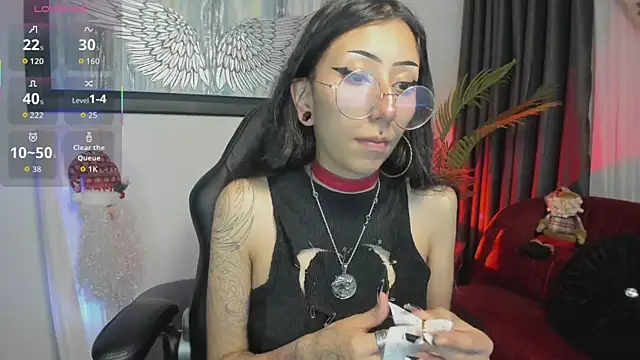 Laila Angels online show from 12/14/25, 11:48