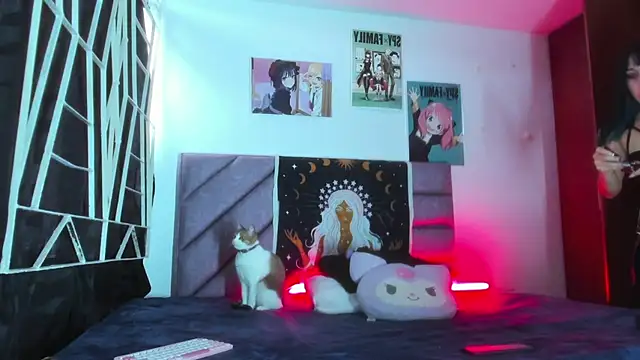 KARINNA  RAVEN online show from 11/20/25, 07:13