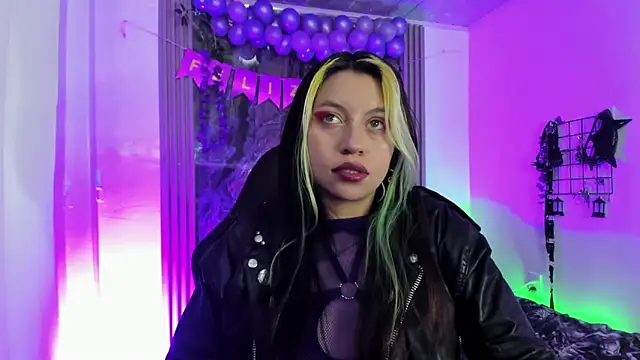 Snapshot of midory_ chatting on 11/27/25, 07:21 midory online show from 11/27/25, 07:21