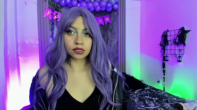 Snapshot of midory_ chatting on 11/28/25, 03:42 midory online show from 11/28/25, 03:42