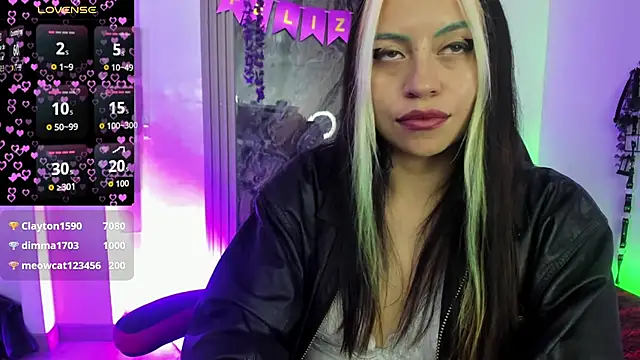 Snapshot of midory_ chatting on 12/04/25, 03:38 midory online show from 12/04/25, 03:38