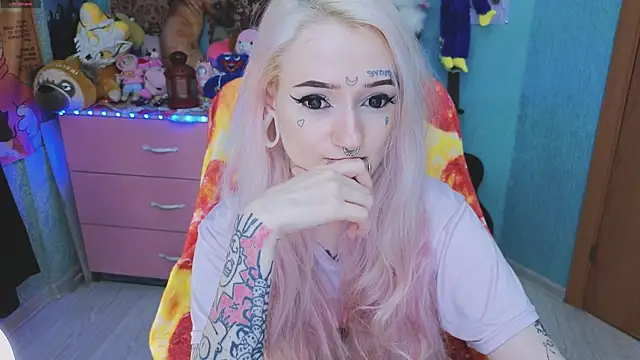 Manuela unicorn online show from 11/03/25, 07:26