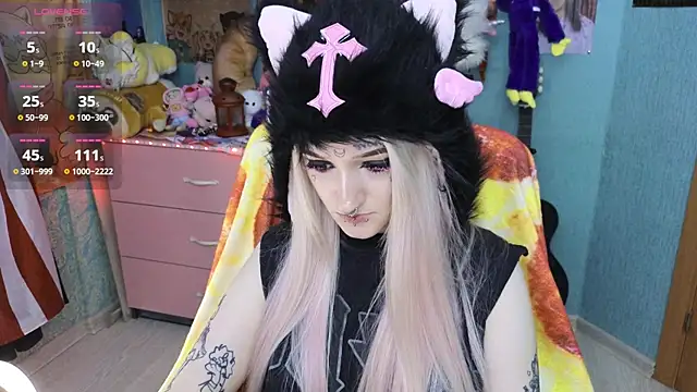 Manuela unicorn online show from 11/14/25, 08:40