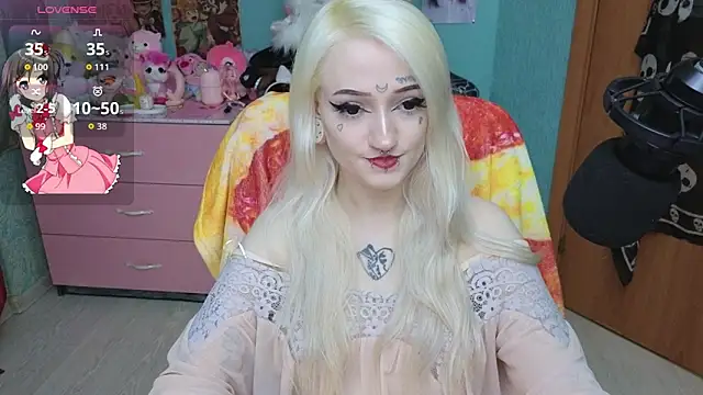 Snapshot of Manuela_unicorn chatting on 05/14/26, 07:53 Manuela unicorn online show from 05/14/26, 07:53