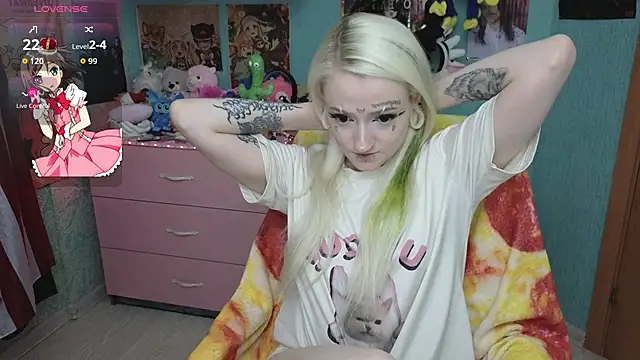Snapshot of Manuela_unicorn chatting on 07/14/26, 05:51 Manuela unicorn online show from 07/14/26, 05:51