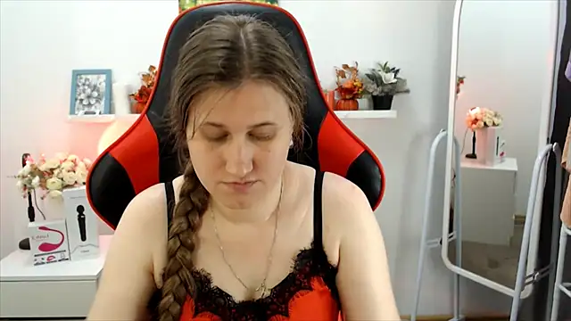 Snapshot of Lucky_Lana chatting on 06/26/26, 03:22 Lucky Lana online show from 06/26/26, 03:22