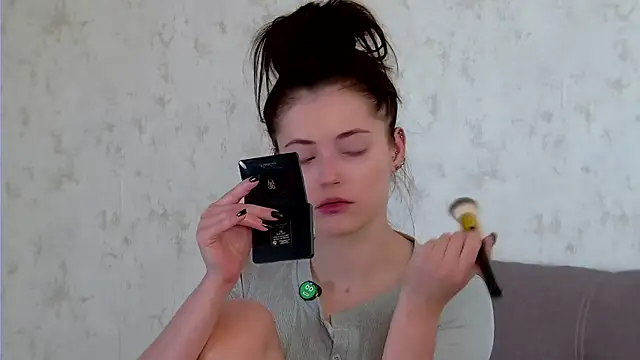 AshleyD  online show from 04/05/26, 03:47