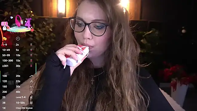 LuxSopphia online show from 07/03/26, 12:33