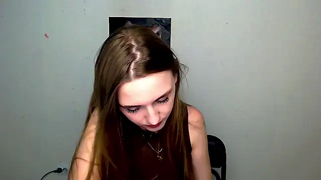 Doll Angelina online show from 06/12/26, 06:12