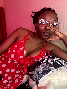 YummyMelanin117 online show from 01/19/26, 01:48