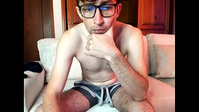 laurent 01 online show from 03/18/25, 03:42