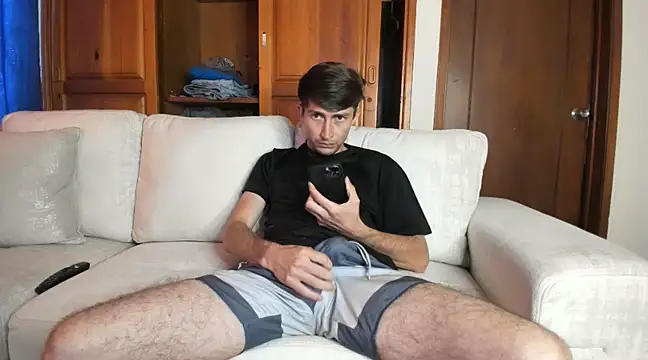 laurent 01 online show from 03/19/25, 05:50