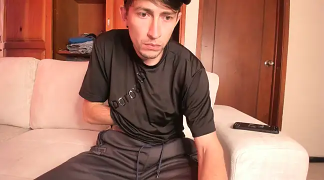 laurent 01 online show from 03/20/25, 01:26