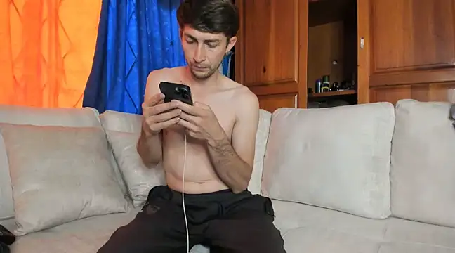 laurent 01 online show from 03/21/25, 07:57