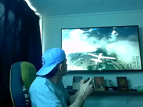 laurent 01 online show from 04/23/26, 04:31