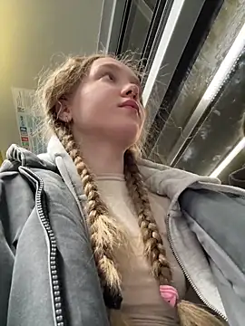 bambi lu online show from 03/18/26, 06:22