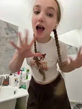 bambi lu online show from 03/25/26, 06:47