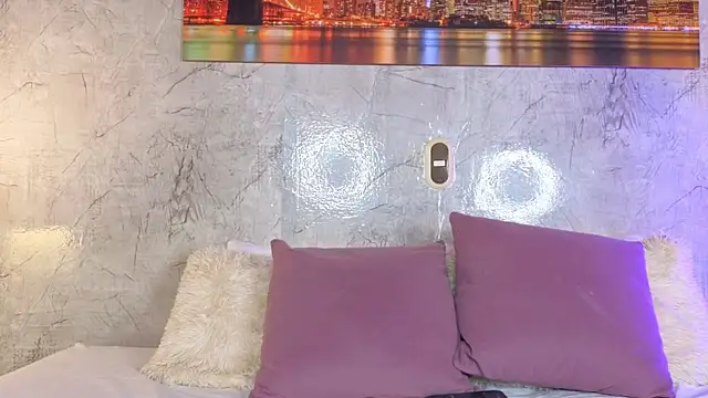 zaraquiinn online show from 04/08/26, 02:28