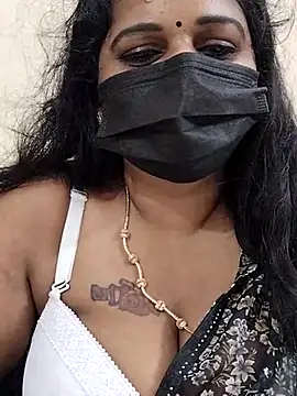 Snapshot of aparna99 chatting on 03/19/25, 10:42 aparna99 online show from 03/19/25, 10:42