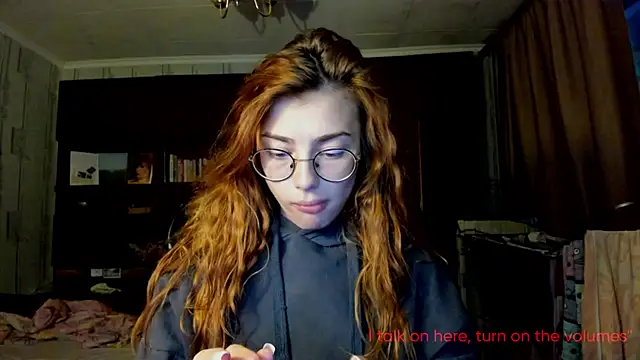 Snapshot of AngelaSwan chatting on 10/19/25, 05:13 AngelaSwan online show from 10/19/25, 05:13