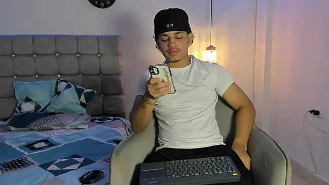 samxx muscle online show from 09/24/25, 02:09