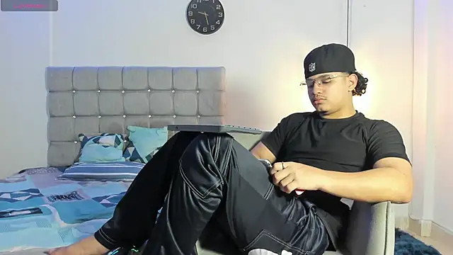 samxx muscle online show from 11/03/25, 02:07