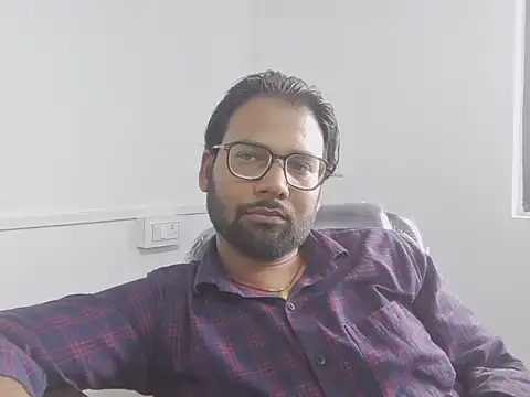 Snapshot of UAjit chatting on 06/04/26, 09:59 UAjit online show from 06/04/26, 09:59