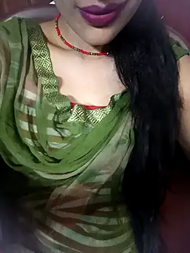 Snapshot of Eshwari_Chopra chatting on 09/09/25, 04:28 Eshwari Chopra online show from 09/09/25, 04:28