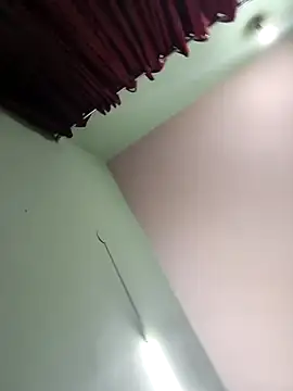 Snapshot of Eshwari_Chopra chatting on 09/12/25, 04:51 Eshwari Chopra online show from 09/12/25, 04:51