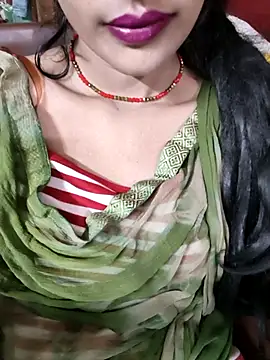 Snapshot of Eshwari_Chopra chatting on 09/15/25, 05:29 Eshwari Chopra online show from 09/15/25, 05:29