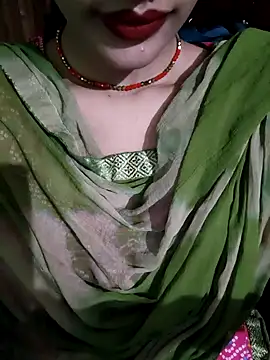 Snapshot of Eshwari_Chopra chatting on 09/27/25, 12:10 Eshwari Chopra online show from 09/27/25, 12:10