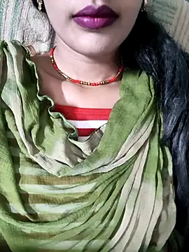 Snapshot of Eshwari_Chopra chatting on 10/03/25, 04:15 Eshwari Chopra online show from 10/03/25, 04:15