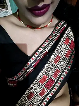 Snapshot of Eshwari_Chopra chatting on 10/05/25, 03:43 Eshwari Chopra online show from 10/05/25, 03:43