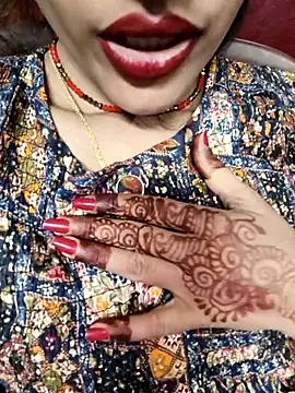 Snapshot of Eshwari_Chopra chatting on 10/11/25, 05:22 Eshwari Chopra online show from 10/11/25, 05:22