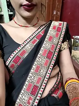 Snapshot of Eshwari_Chopra chatting on 10/13/25, 02:55 Eshwari Chopra online show from 10/13/25, 02:55