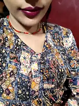 Snapshot of Eshwari_Chopra chatting on 10/14/25, 03:29 Eshwari Chopra online show from 10/14/25, 03:29