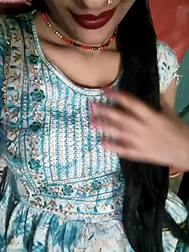 Snapshot of Eshwari_Chopra chatting on 10/25/25, 05:19 Eshwari Chopra online show from 10/25/25, 05:19