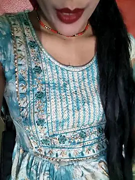 Snapshot of Eshwari_Chopra chatting on 10/27/25, 04:00 Eshwari Chopra online show from 10/27/25, 04:00