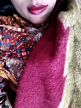 Snapshot of Eshwari_Chopra chatting on 10/28/25, 04:20 Eshwari Chopra online show from 10/28/25, 04:20