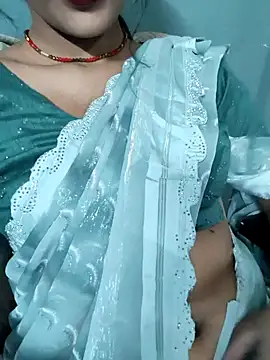 Snapshot of Eshwari_Chopra chatting on 11/08/25, 04:29 Eshwari Chopra online show from 11/08/25, 04:29