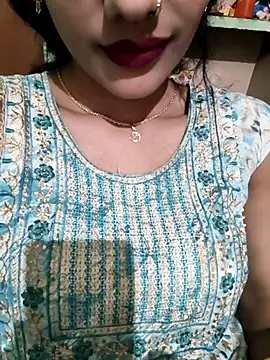 Snapshot of Eshwari_Chopra chatting on 11/19/25, 06:46 Eshwari Chopra online show from 11/19/25, 06:46