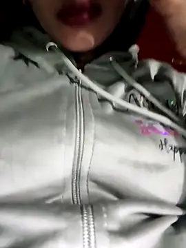 Snapshot of Eshwari_Chopra chatting on 11/29/25, 01:47 Eshwari Chopra online show from 11/29/25, 01:47